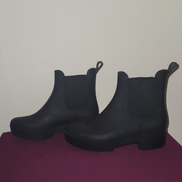 Jeffrey Campbell Matte Black Chelsea Booties Size 7 - 7.5 - Picture 5 of 8